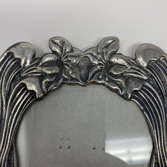 Lot Of Two 3.5x5 and 5x7 Silver Tone Picture Frames Ornate patterns bundle - Picture 5 of 16